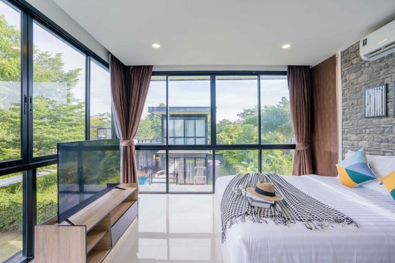 พูลวิลล่า star stay pool villa pattaya  สำหรับกรุ๊ป8-10 ท่าน