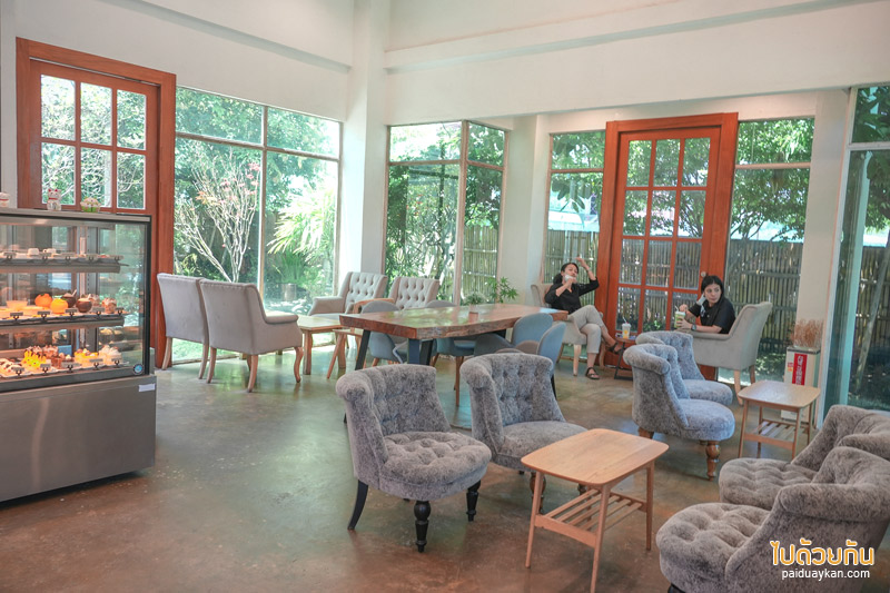 momiji specialty coffee, โมมิจิ สเปเชี่ยลตี้ คอฟฟี่, คาเฟ่ญี่ปุ่นบางแสน, คาเฟ่ญี่ปุ่นชลบุรี, momiji specialty coffee ชลบุรี คาเฟ่ในสวนสไตล์ญี่ปุ่น