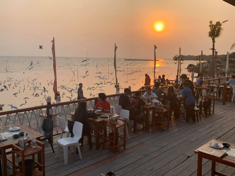 สมุทรปราการ, เที่ยวบางปู, คาเฟ่บางปู, ร้านกาแฟบางปู, ร้านอาหารบางปู, ชิลล์เอ้าท์..รวมพิกัด 6 คาเฟ่บางปูวิวทะเล รับลมเย็น ใกล้กรุงเทพแค่เอื้อม!