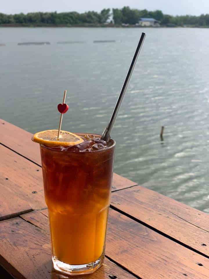 สมุทรปราการ, เที่ยวบางปู, คาเฟ่บางปู, ร้านกาแฟบางปู, ร้านอาหารบางปู, ชิลล์เอ้าท์..รวมพิกัด 6 คาเฟ่บางปูวิวทะเล รับลมเย็น ใกล้กรุงเทพแค่เอื้อม!