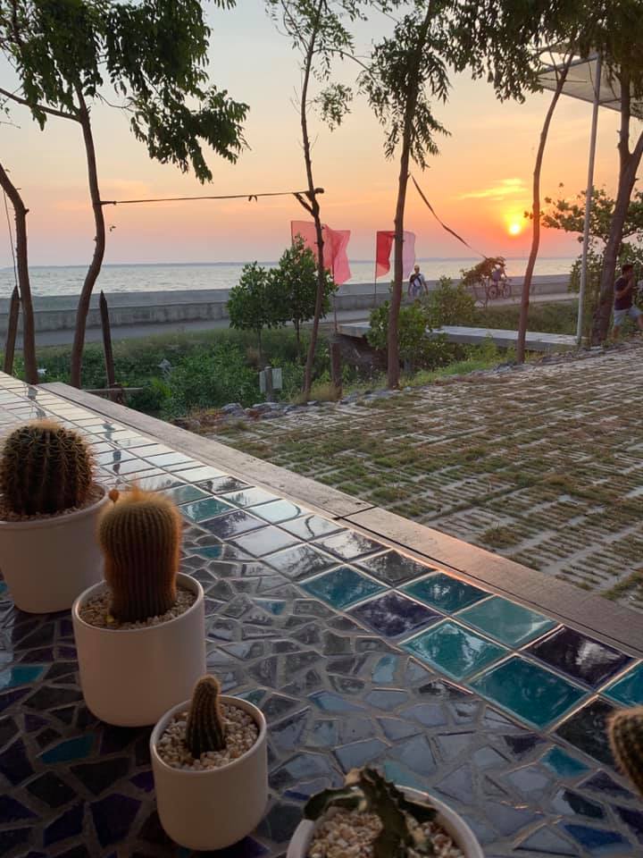 สมุทรปราการ, เที่ยวบางปู, คาเฟ่บางปู, ร้านกาแฟบางปู, ร้านอาหารบางปู, ชิลล์เอ้าท์..รวมพิกัด 6 คาเฟ่บางปูวิวทะเล รับลมเย็น ใกล้กรุงเทพแค่เอื้อม!