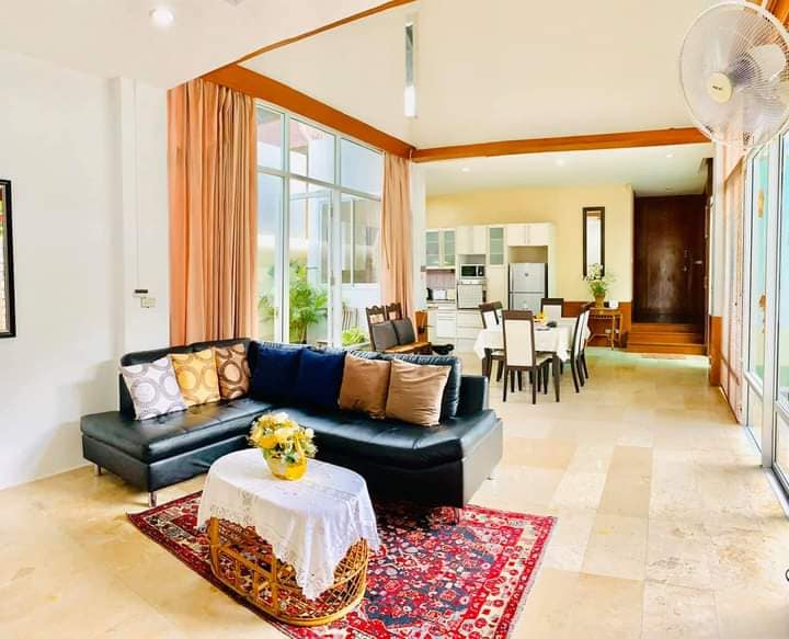 mn poolvilla pattaya มีมุมถ่ายรูปมากมาย พักได้หลายคน 2024