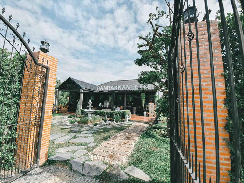 ร้านกาแฟอ่างทอง, เที่ยวคาเฟ่อ่างทอง, อ่างทอง, คาเฟ่อ่างทอง, top 15+ คาเฟ่น่าเที่ยวอ่างทอง ต้องไปลองให้ได้!