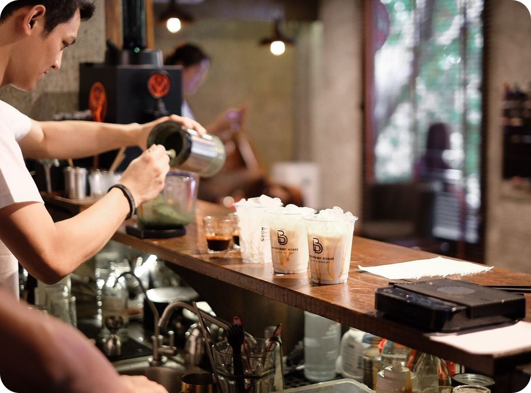 backstreet cafe & bar, backstreet house pattaya, black forest, breezebox cafe x cactus, cafe 2022, cafe 2023, cafe 2565, cafe 2566, cafe pattaya 2022, cafe pattaya 2023, cafe pattaya 2565, cafe pattaya 2566, castello di bellagio, cave beach club, dripoly, good old sea beach cafe, great&grand sweet destination, loaf baker & ฺbrewers, on ground cafe & farm, ordinary coffee, papa beach, papa beach pattaya, pastry addiction, s'more beach cafe x manual brewing bar, seaweed cafe, skoop beach cafe, somtavin cafe, summer house pattaya, tappia floating cafe pattaya, the lunar beach house, the sky gallery pattaya, treescape, tutu beach, under the sun, unnie pattaya, unnie 언니, whan cafe, whan milk bar & cafe, why specialty coffee, wonder bar, z beach, คาเฟ่, คาเฟ่ 2022, คาเฟ่ 2023, คาเฟ่ 2565, คาเฟ่ 2566, คาเฟ่ พัทยา 2023, คาเฟ่ พัทยา 2566, คาเฟ่ หมู่บ้านช้างพัทยา, คาเฟ่ ใกล้ฉัน, คาเฟ่ขนมหวานพัทยา, คาเฟ่ถ่ายรูปสวย พัทยา, คาเฟ่น่ารัก พัทยา, คาเฟ่พัทยา, คาเฟ่พัทยา 2022, คาเฟ่พัทยา 2565, คาเฟ่ใกล้ฉัน, ทูทู่บีช, ปาป้า บีช พัทยา, พัทยา, มองช้างคาเฟ่, มองช้างคาเฟ่ พัทยา, สมถวิล คาเฟ่, หวานคาเฟ่ พัทยา, เคปบีชคลับ, เคปบีชคลับ พัทยา, เดอะสกายแกลอรี่, เดอะสกายแกลอรี่ พัทยา, top 30+ คาเฟ่พัทยา [กรกฎาคม 2024] ตกแต่งเริ่ด มุมถ่ายรูปเพียบ แชะภาพได้รัว ๆ