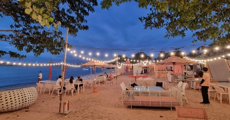 backstreet cafe & bar, backstreet house pattaya, black forest, breezebox cafe x cactus, cafe 2022, cafe 2023, cafe 2565, cafe 2566, cafe pattaya 2022, cafe pattaya 2023, cafe pattaya 2565, cafe pattaya 2566, castello di bellagio, cave beach club, dripoly, good old sea beach cafe, great&grand sweet destination, loaf baker & ฺbrewers, on ground cafe & farm, ordinary coffee, papa beach, papa beach pattaya, pastry addiction, s'more beach cafe x manual brewing bar, seaweed cafe, skoop beach cafe, somtavin cafe, summer house pattaya, tappia floating cafe pattaya, the lunar beach house, the sky gallery pattaya, treescape, tutu beach, under the sun, unnie pattaya, unnie 언니, whan cafe, whan milk bar & cafe, why specialty coffee, wonder bar, z beach, คาเฟ่, คาเฟ่ 2022, คาเฟ่ 2023, คาเฟ่ 2565, คาเฟ่ 2566, คาเฟ่ พัทยา 2023, คาเฟ่ พัทยา 2566, คาเฟ่ หมู่บ้านช้างพัทยา, คาเฟ่ ใกล้ฉัน, คาเฟ่ขนมหวานพัทยา, คาเฟ่ถ่ายรูปสวย พัทยา, คาเฟ่น่ารัก พัทยา, คาเฟ่พัทยา, คาเฟ่พัทยา 2022, คาเฟ่พัทยา 2565, คาเฟ่ใกล้ฉัน, ทูทู่บีช, ปาป้า บีช พัทยา, พัทยา, มองช้างคาเฟ่, มองช้างคาเฟ่ พัทยา, สมถวิล คาเฟ่, หวานคาเฟ่ พัทยา, เคปบีชคลับ, เคปบีชคลับ พัทยา, เดอะสกายแกลอรี่, เดอะสกายแกลอรี่ พัทยา, top 30+ คาเฟ่พัทยา [กรกฎาคม 2024] ตกแต่งเริ่ด มุมถ่ายรูปเพียบ แชะภาพได้รัว ๆ