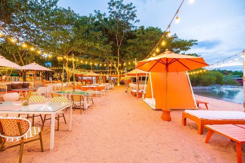 backstreet cafe & bar, backstreet house pattaya, black forest, breezebox cafe x cactus, cafe 2022, cafe 2023, cafe 2565, cafe 2566, cafe pattaya 2022, cafe pattaya 2023, cafe pattaya 2565, cafe pattaya 2566, castello di bellagio, cave beach club, dripoly, good old sea beach cafe, great&grand sweet destination, loaf baker & ฺbrewers, on ground cafe & farm, ordinary coffee, papa beach, papa beach pattaya, pastry addiction, s'more beach cafe x manual brewing bar, seaweed cafe, skoop beach cafe, somtavin cafe, summer house pattaya, tappia floating cafe pattaya, the lunar beach house, the sky gallery pattaya, treescape, tutu beach, under the sun, unnie pattaya, unnie 언니, whan cafe, whan milk bar & cafe, why specialty coffee, wonder bar, z beach, คาเฟ่, คาเฟ่ 2022, คาเฟ่ 2023, คาเฟ่ 2565, คาเฟ่ 2566, คาเฟ่ พัทยา 2023, คาเฟ่ พัทยา 2566, คาเฟ่ หมู่บ้านช้างพัทยา, คาเฟ่ ใกล้ฉัน, คาเฟ่ขนมหวานพัทยา, คาเฟ่ถ่ายรูปสวย พัทยา, คาเฟ่น่ารัก พัทยา, คาเฟ่พัทยา, คาเฟ่พัทยา 2022, คาเฟ่พัทยา 2565, คาเฟ่ใกล้ฉัน, ทูทู่บีช, ปาป้า บีช พัทยา, พัทยา, มองช้างคาเฟ่, มองช้างคาเฟ่ พัทยา, สมถวิล คาเฟ่, หวานคาเฟ่ พัทยา, เคปบีชคลับ, เคปบีชคลับ พัทยา, เดอะสกายแกลอรี่, เดอะสกายแกลอรี่ พัทยา, top 30+ คาเฟ่พัทยา [กรกฎาคม 2024] ตกแต่งเริ่ด มุมถ่ายรูปเพียบ แชะภาพได้รัว ๆ