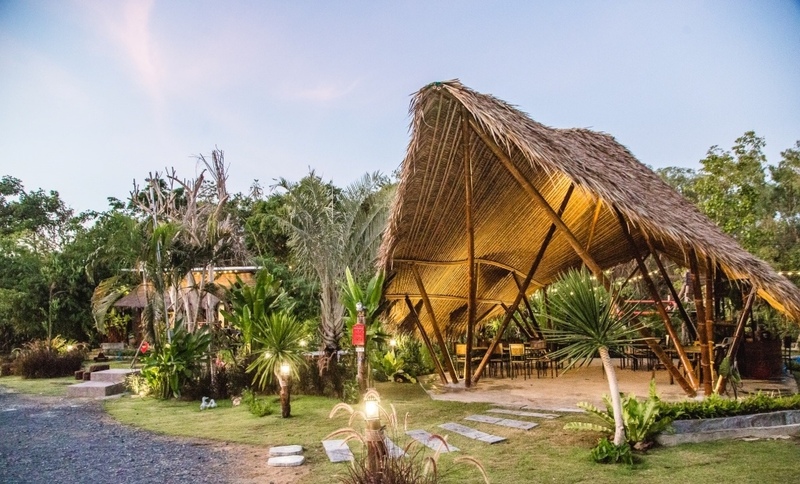 backstreet cafe & bar, backstreet house pattaya, black forest, breezebox cafe x cactus, cafe 2022, cafe 2023, cafe 2565, cafe 2566, cafe pattaya 2022, cafe pattaya 2023, cafe pattaya 2565, cafe pattaya 2566, castello di bellagio, cave beach club, dripoly, good old sea beach cafe, great&grand sweet destination, loaf baker & ฺbrewers, on ground cafe & farm, ordinary coffee, papa beach, papa beach pattaya, pastry addiction, s'more beach cafe x manual brewing bar, seaweed cafe, skoop beach cafe, somtavin cafe, summer house pattaya, tappia floating cafe pattaya, the lunar beach house, the sky gallery pattaya, treescape, tutu beach, under the sun, unnie pattaya, unnie 언니, whan cafe, whan milk bar & cafe, why specialty coffee, wonder bar, z beach, คาเฟ่, คาเฟ่ 2022, คาเฟ่ 2023, คาเฟ่ 2565, คาเฟ่ 2566, คาเฟ่ พัทยา 2023, คาเฟ่ พัทยา 2566, คาเฟ่ หมู่บ้านช้างพัทยา, คาเฟ่ ใกล้ฉัน, คาเฟ่ขนมหวานพัทยา, คาเฟ่ถ่ายรูปสวย พัทยา, คาเฟ่น่ารัก พัทยา, คาเฟ่พัทยา, คาเฟ่พัทยา 2022, คาเฟ่พัทยา 2565, คาเฟ่ใกล้ฉัน, ทูทู่บีช, ปาป้า บีช พัทยา, พัทยา, มองช้างคาเฟ่, มองช้างคาเฟ่ พัทยา, สมถวิล คาเฟ่, หวานคาเฟ่ พัทยา, เคปบีชคลับ, เคปบีชคลับ พัทยา, เดอะสกายแกลอรี่, เดอะสกายแกลอรี่ พัทยา, top 30+ คาเฟ่พัทยา [กรกฎาคม 2024] ตกแต่งเริ่ด มุมถ่ายรูปเพียบ แชะภาพได้รัว ๆ