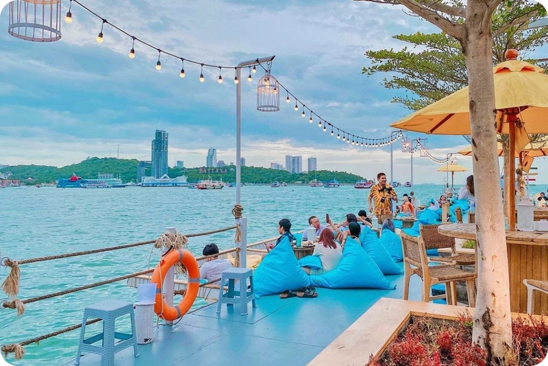 backstreet cafe & bar, backstreet house pattaya, black forest, breezebox cafe x cactus, cafe 2022, cafe 2023, cafe 2565, cafe 2566, cafe pattaya 2022, cafe pattaya 2023, cafe pattaya 2565, cafe pattaya 2566, castello di bellagio, cave beach club, dripoly, good old sea beach cafe, great&grand sweet destination, loaf baker & ฺbrewers, on ground cafe & farm, ordinary coffee, papa beach, papa beach pattaya, pastry addiction, s'more beach cafe x manual brewing bar, seaweed cafe, skoop beach cafe, somtavin cafe, summer house pattaya, tappia floating cafe pattaya, the lunar beach house, the sky gallery pattaya, treescape, tutu beach, under the sun, unnie pattaya, unnie 언니, whan cafe, whan milk bar & cafe, why specialty coffee, wonder bar, z beach, คาเฟ่, คาเฟ่ 2022, คาเฟ่ 2023, คาเฟ่ 2565, คาเฟ่ 2566, คาเฟ่ พัทยา 2023, คาเฟ่ พัทยา 2566, คาเฟ่ หมู่บ้านช้างพัทยา, คาเฟ่ ใกล้ฉัน, คาเฟ่ขนมหวานพัทยา, คาเฟ่ถ่ายรูปสวย พัทยา, คาเฟ่น่ารัก พัทยา, คาเฟ่พัทยา, คาเฟ่พัทยา 2022, คาเฟ่พัทยา 2565, คาเฟ่ใกล้ฉัน, ทูทู่บีช, ปาป้า บีช พัทยา, พัทยา, มองช้างคาเฟ่, มองช้างคาเฟ่ พัทยา, สมถวิล คาเฟ่, หวานคาเฟ่ พัทยา, เคปบีชคลับ, เคปบีชคลับ พัทยา, เดอะสกายแกลอรี่, เดอะสกายแกลอรี่ พัทยา, top 30+ คาเฟ่พัทยา [กรกฎาคม 2024] ตกแต่งเริ่ด มุมถ่ายรูปเพียบ แชะภาพได้รัว ๆ