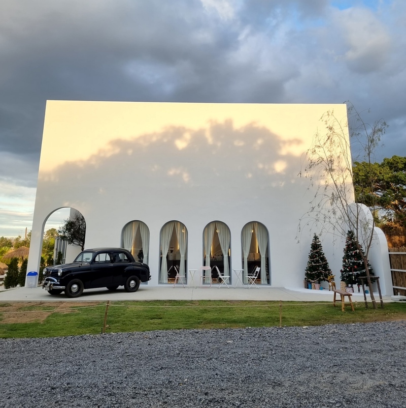 backstreet cafe & bar, backstreet house pattaya, black forest, breezebox cafe x cactus, cafe 2022, cafe 2023, cafe 2565, cafe 2566, cafe pattaya 2022, cafe pattaya 2023, cafe pattaya 2565, cafe pattaya 2566, castello di bellagio, cave beach club, dripoly, good old sea beach cafe, great&grand sweet destination, loaf baker & ฺbrewers, on ground cafe & farm, ordinary coffee, papa beach, papa beach pattaya, pastry addiction, s'more beach cafe x manual brewing bar, seaweed cafe, skoop beach cafe, somtavin cafe, summer house pattaya, tappia floating cafe pattaya, the lunar beach house, the sky gallery pattaya, treescape, tutu beach, under the sun, unnie pattaya, unnie 언니, whan cafe, whan milk bar & cafe, why specialty coffee, wonder bar, z beach, คาเฟ่, คาเฟ่ 2022, คาเฟ่ 2023, คาเฟ่ 2565, คาเฟ่ 2566, คาเฟ่ พัทยา 2023, คาเฟ่ พัทยา 2566, คาเฟ่ หมู่บ้านช้างพัทยา, คาเฟ่ ใกล้ฉัน, คาเฟ่ขนมหวานพัทยา, คาเฟ่ถ่ายรูปสวย พัทยา, คาเฟ่น่ารัก พัทยา, คาเฟ่พัทยา, คาเฟ่พัทยา 2022, คาเฟ่พัทยา 2565, คาเฟ่ใกล้ฉัน, ทูทู่บีช, ปาป้า บีช พัทยา, พัทยา, มองช้างคาเฟ่, มองช้างคาเฟ่ พัทยา, สมถวิล คาเฟ่, หวานคาเฟ่ พัทยา, เคปบีชคลับ, เคปบีชคลับ พัทยา, เดอะสกายแกลอรี่, เดอะสกายแกลอรี่ พัทยา, top 30+ คาเฟ่พัทยา [กรกฎาคม 2024] ตกแต่งเริ่ด มุมถ่ายรูปเพียบ แชะภาพได้รัว ๆ