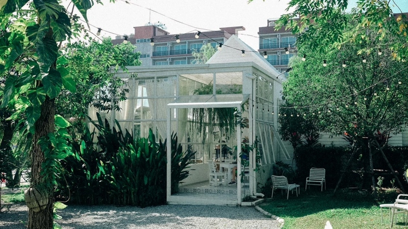 backstreet cafe & bar, backstreet house pattaya, black forest, breezebox cafe x cactus, cafe 2022, cafe 2023, cafe 2565, cafe 2566, cafe pattaya 2022, cafe pattaya 2023, cafe pattaya 2565, cafe pattaya 2566, castello di bellagio, cave beach club, dripoly, good old sea beach cafe, great&grand sweet destination, loaf baker & ฺbrewers, on ground cafe & farm, ordinary coffee, papa beach, papa beach pattaya, pastry addiction, s'more beach cafe x manual brewing bar, seaweed cafe, skoop beach cafe, somtavin cafe, summer house pattaya, tappia floating cafe pattaya, the lunar beach house, the sky gallery pattaya, treescape, tutu beach, under the sun, unnie pattaya, unnie 언니, whan cafe, whan milk bar & cafe, why specialty coffee, wonder bar, z beach, คาเฟ่, คาเฟ่ 2022, คาเฟ่ 2023, คาเฟ่ 2565, คาเฟ่ 2566, คาเฟ่ พัทยา 2023, คาเฟ่ พัทยา 2566, คาเฟ่ หมู่บ้านช้างพัทยา, คาเฟ่ ใกล้ฉัน, คาเฟ่ขนมหวานพัทยา, คาเฟ่ถ่ายรูปสวย พัทยา, คาเฟ่น่ารัก พัทยา, คาเฟ่พัทยา, คาเฟ่พัทยา 2022, คาเฟ่พัทยา 2565, คาเฟ่ใกล้ฉัน, ทูทู่บีช, ปาป้า บีช พัทยา, พัทยา, มองช้างคาเฟ่, มองช้างคาเฟ่ พัทยา, สมถวิล คาเฟ่, หวานคาเฟ่ พัทยา, เคปบีชคลับ, เคปบีชคลับ พัทยา, เดอะสกายแกลอรี่, เดอะสกายแกลอรี่ พัทยา, top 30+ คาเฟ่พัทยา [กรกฎาคม 2024] ตกแต่งเริ่ด มุมถ่ายรูปเพียบ แชะภาพได้รัว ๆ