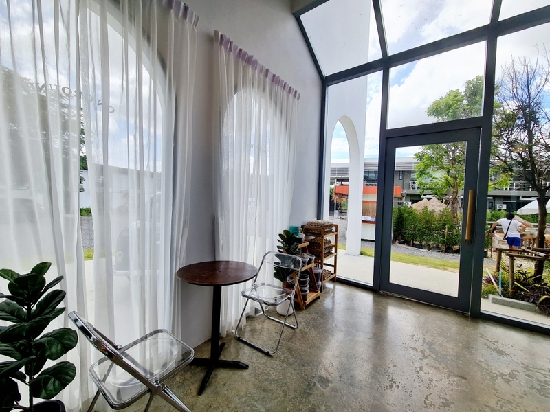 backstreet cafe & bar, backstreet house pattaya, black forest, breezebox cafe x cactus, cafe 2022, cafe 2023, cafe 2565, cafe 2566, cafe pattaya 2022, cafe pattaya 2023, cafe pattaya 2565, cafe pattaya 2566, castello di bellagio, cave beach club, dripoly, good old sea beach cafe, great&grand sweet destination, loaf baker & ฺbrewers, on ground cafe & farm, ordinary coffee, papa beach, papa beach pattaya, pastry addiction, s'more beach cafe x manual brewing bar, seaweed cafe, skoop beach cafe, somtavin cafe, summer house pattaya, tappia floating cafe pattaya, the lunar beach house, the sky gallery pattaya, treescape, tutu beach, under the sun, unnie pattaya, unnie 언니, whan cafe, whan milk bar & cafe, why specialty coffee, wonder bar, z beach, คาเฟ่, คาเฟ่ 2022, คาเฟ่ 2023, คาเฟ่ 2565, คาเฟ่ 2566, คาเฟ่ พัทยา 2023, คาเฟ่ พัทยา 2566, คาเฟ่ หมู่บ้านช้างพัทยา, คาเฟ่ ใกล้ฉัน, คาเฟ่ขนมหวานพัทยา, คาเฟ่ถ่ายรูปสวย พัทยา, คาเฟ่น่ารัก พัทยา, คาเฟ่พัทยา, คาเฟ่พัทยา 2022, คาเฟ่พัทยา 2565, คาเฟ่ใกล้ฉัน, ทูทู่บีช, ปาป้า บีช พัทยา, พัทยา, มองช้างคาเฟ่, มองช้างคาเฟ่ พัทยา, สมถวิล คาเฟ่, หวานคาเฟ่ พัทยา, เคปบีชคลับ, เคปบีชคลับ พัทยา, เดอะสกายแกลอรี่, เดอะสกายแกลอรี่ พัทยา, top 30+ คาเฟ่พัทยา [กรกฎาคม 2024] ตกแต่งเริ่ด มุมถ่ายรูปเพียบ แชะภาพได้รัว ๆ