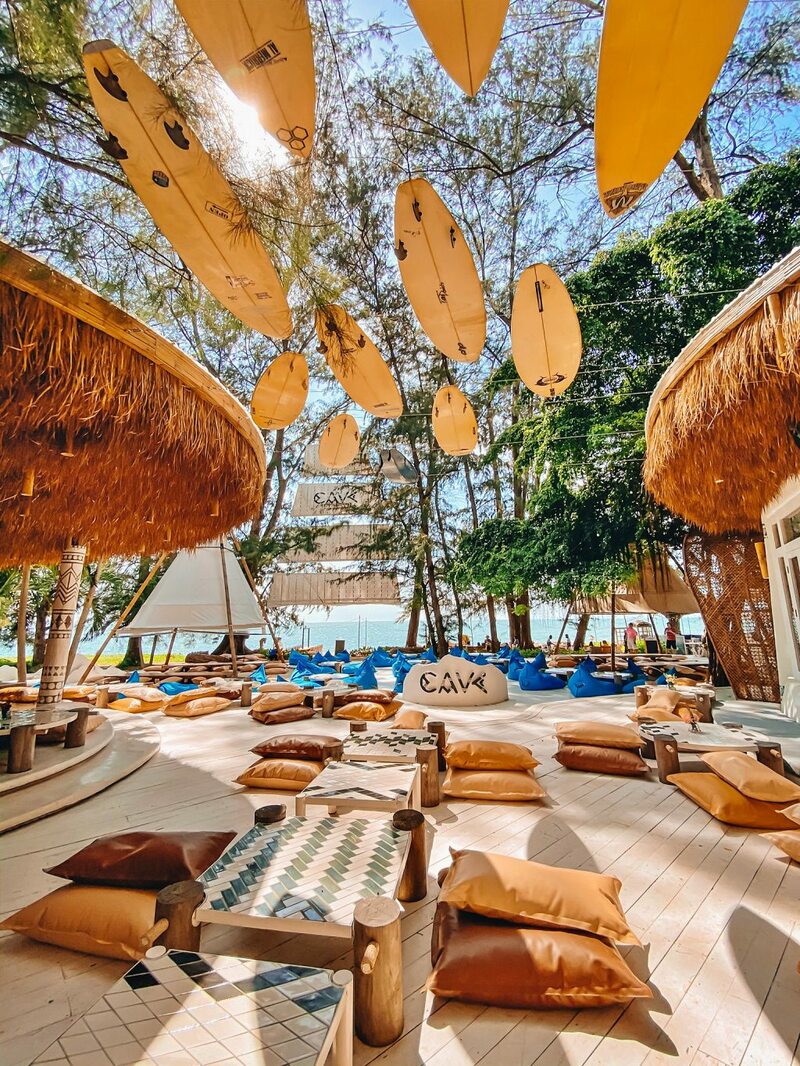 backstreet cafe & bar, backstreet house pattaya, black forest, breezebox cafe x cactus, cafe 2022, cafe 2023, cafe 2565, cafe 2566, cafe pattaya 2022, cafe pattaya 2023, cafe pattaya 2565, cafe pattaya 2566, castello di bellagio, cave beach club, dripoly, good old sea beach cafe, great&grand sweet destination, loaf baker & ฺbrewers, on ground cafe & farm, ordinary coffee, papa beach, papa beach pattaya, pastry addiction, s'more beach cafe x manual brewing bar, seaweed cafe, skoop beach cafe, somtavin cafe, summer house pattaya, tappia floating cafe pattaya, the lunar beach house, the sky gallery pattaya, treescape, tutu beach, under the sun, unnie pattaya, unnie 언니, whan cafe, whan milk bar & cafe, why specialty coffee, wonder bar, z beach, คาเฟ่, คาเฟ่ 2022, คาเฟ่ 2023, คาเฟ่ 2565, คาเฟ่ 2566, คาเฟ่ พัทยา 2023, คาเฟ่ พัทยา 2566, คาเฟ่ หมู่บ้านช้างพัทยา, คาเฟ่ ใกล้ฉัน, คาเฟ่ขนมหวานพัทยา, คาเฟ่ถ่ายรูปสวย พัทยา, คาเฟ่น่ารัก พัทยา, คาเฟ่พัทยา, คาเฟ่พัทยา 2022, คาเฟ่พัทยา 2565, คาเฟ่ใกล้ฉัน, ทูทู่บีช, ปาป้า บีช พัทยา, พัทยา, มองช้างคาเฟ่, มองช้างคาเฟ่ พัทยา, สมถวิล คาเฟ่, หวานคาเฟ่ พัทยา, เคปบีชคลับ, เคปบีชคลับ พัทยา, เดอะสกายแกลอรี่, เดอะสกายแกลอรี่ พัทยา, top 30+ คาเฟ่พัทยา [กรกฎาคม 2024] ตกแต่งเริ่ด มุมถ่ายรูปเพียบ แชะภาพได้รัว ๆ