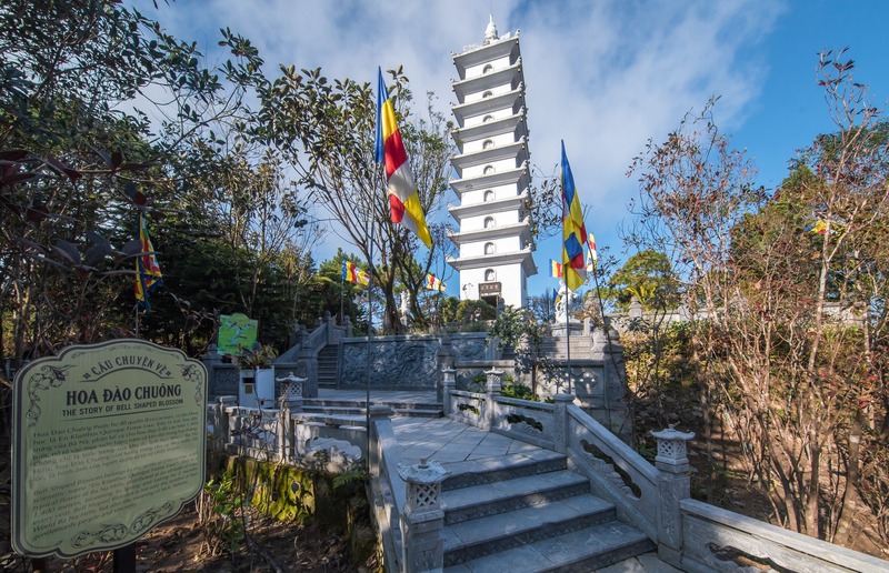 alpine coaster, ba na hill cable car, banahills, beer plaza, debay wine cellar, fantasy park, flying eyes theatre, french village, golden bridge, le jardin d'amour, linh phong zen monastery, linh ung pagoda, luna castle, mercure danang, mercure danang french village bana hills, saint denis, sun world, sun world ba na hills, tower drop, กระเช้าลอยฟ้า, กระเช้าเวียดนาม, ดานังเวียดนาม, ที่เที่ยวเวียดนาม 2023, บานาฮิลล์, บานาฮิลล์ 2024, บานาฮิลล์ 2567, ปราสาทจันทรา, พระพุทธรูปใหญ่, พระใหญ่บานาฮิลล์, รถไฟเหาะ, ร้านไวน์บานาฮิลล์, วัดหลินฟองเซ็น, สวนดอกไม้, สวนดอกไม้แห่งความรัก, สวนสนุก, สวนสนุกบานาฮิลล์, สะพานมือ, สะพานมือยักษ์, หมู่บ้านฝรั่งเศส, หอคอย9ชั้น, อาหารบุฟเฟ่ต์, เที่ยวดานัง, เที่ยวเวียดนาม, เมอร์เคียว ดานัง, เมืองฝรั่งเศส, ้เวียดนาม2023, โบสถ์เซนต์ เดนิส, โรงบ่มไวน์ดีเบย์, โรงแรมเมอร์เคียว ดานัง เฟรนช์ วิลเลจ บานา ฮิลส์, โรงไวน์, เที่ยวบานาฮิลล์ ยกยุโรปมาไว้เวียดนาม ขึ้นกระเช้าลอยฟ้าผ่านหมอก ไม่พลาดแลนด์มาร์คดัง