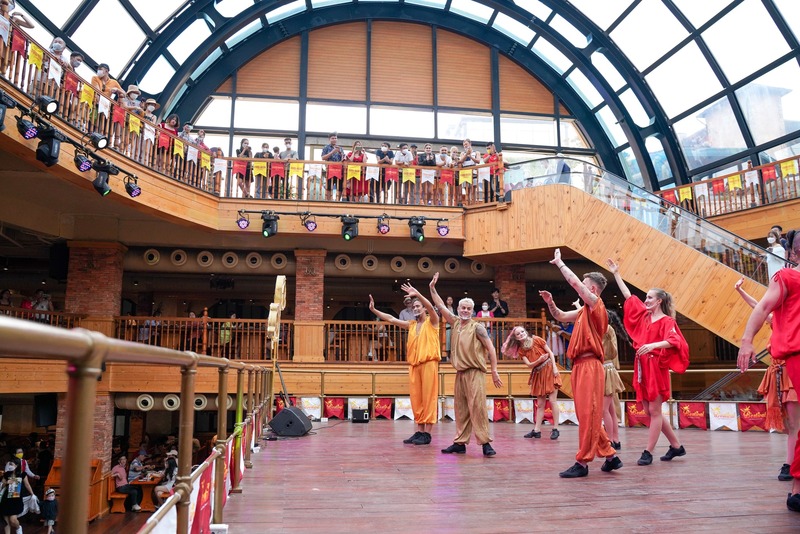 alpine coaster, ba na hill cable car, banahills, beer plaza, debay wine cellar, fantasy park, flying eyes theatre, french village, golden bridge, le jardin d'amour, linh phong zen monastery, linh ung pagoda, luna castle, mercure danang, mercure danang french village bana hills, saint denis, sun world, sun world ba na hills, tower drop, กระเช้าลอยฟ้า, กระเช้าเวียดนาม, ดานังเวียดนาม, ที่เที่ยวเวียดนาม 2023, บานาฮิลล์, บานาฮิลล์ 2024, บานาฮิลล์ 2567, ปราสาทจันทรา, พระพุทธรูปใหญ่, พระใหญ่บานาฮิลล์, รถไฟเหาะ, ร้านไวน์บานาฮิลล์, วัดหลินฟองเซ็น, สวนดอกไม้, สวนดอกไม้แห่งความรัก, สวนสนุก, สวนสนุกบานาฮิลล์, สะพานมือ, สะพานมือยักษ์, หมู่บ้านฝรั่งเศส, หอคอย9ชั้น, อาหารบุฟเฟ่ต์, เที่ยวดานัง, เที่ยวเวียดนาม, เมอร์เคียว ดานัง, เมืองฝรั่งเศส, ้เวียดนาม2023, โบสถ์เซนต์ เดนิส, โรงบ่มไวน์ดีเบย์, โรงแรมเมอร์เคียว ดานัง เฟรนช์ วิลเลจ บานา ฮิลส์, โรงไวน์, เที่ยวบานาฮิลล์ ยกยุโรปมาไว้เวียดนาม ขึ้นกระเช้าลอยฟ้าผ่านหมอก ไม่พลาดแลนด์มาร์คดัง