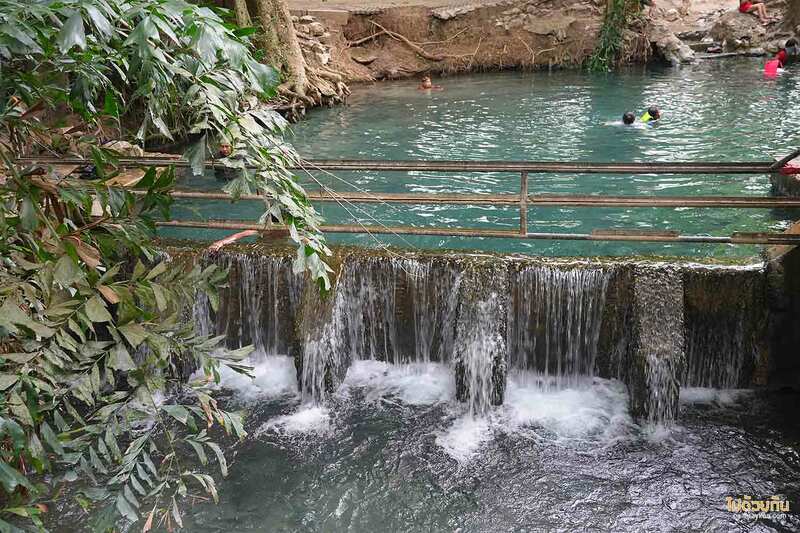 เที่ยวเขาใหญ่, เขาใหญ่, สระน้ำผุดเขาใหญ่, คคาเฟ่ใกล้สระน้ำผุดเขาใหญ่, บ่อน้ำผุด เขาใหญ่ เล่นน้ำคลายร้อน นั่งชิลริมสระ