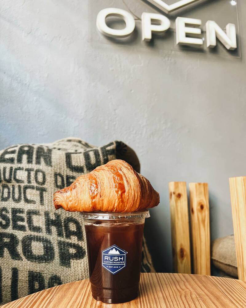 คาเฟ่ภูเก็ต : รวมคาเฟ่ในจังหวัดภูเก็ต เด็ดทั้งร้านบรรยากาศดี กาแฟเลิศ!