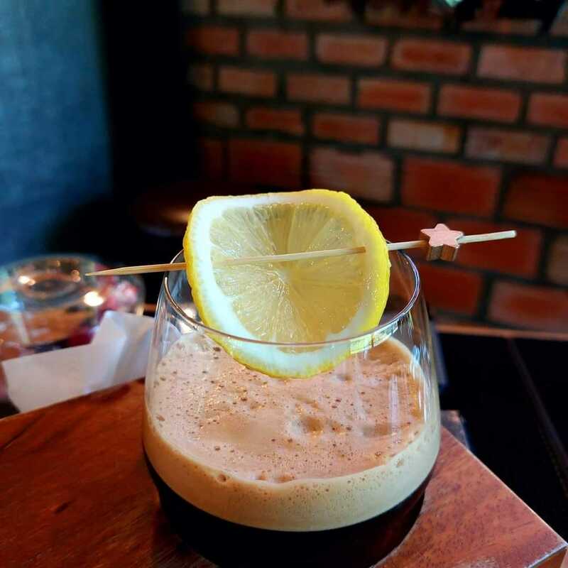 คาเฟ่ภูเก็ต : รวมคาเฟ่ในจังหวัดภูเก็ต เด็ดทั้งร้านบรรยากาศดี กาแฟเลิศ!