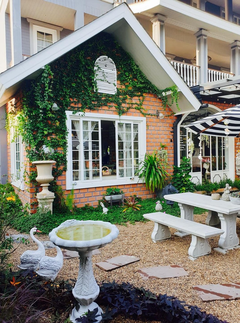 คาเฟ่ภูเก็ต : รวมคาเฟ่ในจังหวัดภูเก็ต เด็ดทั้งร้านบรรยากาศดี กาแฟเลิศ!