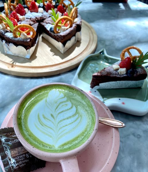 คาเฟ่ภูเก็ต : รวมคาเฟ่ในจังหวัดภูเก็ต เด็ดทั้งร้านบรรยากาศดี กาแฟเลิศ!