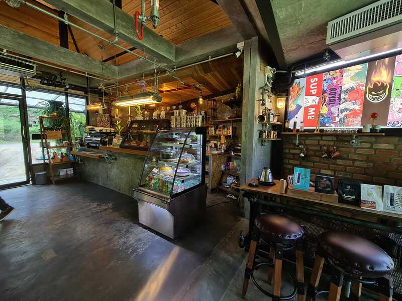 คาเฟ่ภูเก็ต : รวมคาเฟ่ในจังหวัดภูเก็ต เด็ดทั้งร้านบรรยากาศดี กาแฟเลิศ!