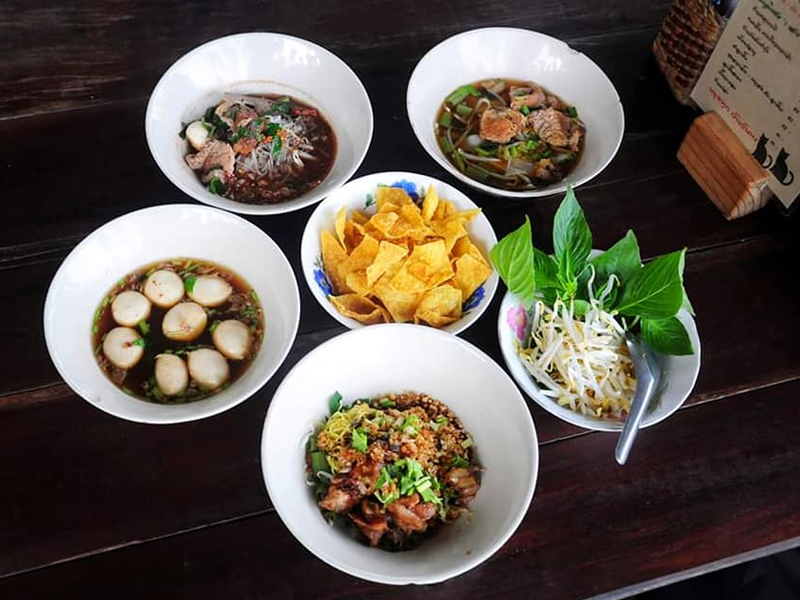 top 5+ ร้านก๋วยเตี๋ยวนนทบุรีริมน้ำ รสชาติดี ต้องไปลอง