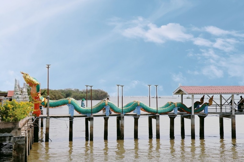 mini murrah farm, minizoo, sea walk, คุ้มวิมานดิน, ฉะเชิงเทรา, ฉะเชิงเทรา 2566, ตลาด 2 จังหวัด, ตลาดคลองสวน, ตลาดน้ำบางคล้า, ตลาดบ้านใหม่, ตลาดบ้านใหม่ 100 ปี, ตลาดบ้านใหม่ เมืองแปดริ้ว, ตลาดเก่าคลองสวน, ตลาดเก่าคลองสวน 100 ปี, ที่เที่ยวฉะเชิงเทรา, ที่เที่ยวฉะเชิงเทรา 2023, ที่เที่ยวฉะเชิงเทรา 2024, ที่เที่ยวฉะเชิงเทรา 2566, ที่เที่ยวฉะเชิงเทรา 2567, ที่เที่ยวแปดริ้ว, น้ำตกฉะเชิงเทรา, น้ำตกบ่อทราย, บ้านบางพุทรา, บ้านสวนเมล่อน, ปั้นดินเหนียวฉะเชิงเทรา, พระมหาเจดีย์สแตนเลส, พระอุโบสถแก้วกลางน้ำ, ฟาร์มนก ฉะเชิงเทรา, มินิมูร่าฟาร์ม, รังนกแลนด์ by นกแปดริ้ว, วัดกลางน้ำ, วัดปากน้ำโจ้โล้, วัดป่าเขาล้อม, วัดพระพิฆเนศองค์ใหญ่, วัดวีระโชติธรรมาราม, วัดสมานรัตนาราม, วัดหงษ์ทอง, วัดหลวงพ่อโสธร, วัดหัวสวน, วัดโพรงอากาศ, วัดโสธรวรารามวรวิหาร, สวนปาล์มฟาร์มนก, หลวงพ่อพันปีศรีตะเคียนทอง, หลวงพ่อพุทธโสธร, หลวงพ่อโสธร, องค์พระพิฆเนศปางนอนเสวยสุข, อ่างเก็บน้ำคลองสียัด, อ่างเก็บน้ำเขื่อนระบม, อ่างเก็บน้ำเขื่อนระบมทะเลน้ำจืด, อุโบสถสีทอง, อุโบสถสแตนเลส, ฮอลลีวูดบ้านนา บ้านบางพุทรา, เขื่อนคลองสียัด, เที่ยวฉะเชิงเทรา, เที่ยวฉะเชิงเทรา 2023, เที่ยวฉะเชิงเทรา 2024, เที่ยวฉะเชิงเทรา 2567, เที่ยวแปดริ้ว, แปดริ้ว, top 20+ ที่เที่ยวฉะเชิงเทรา [กรกฎาคม 2024] เที่ยววัด ชมธรรมชาติ เดินตลาด เมืองแปดริ้ว