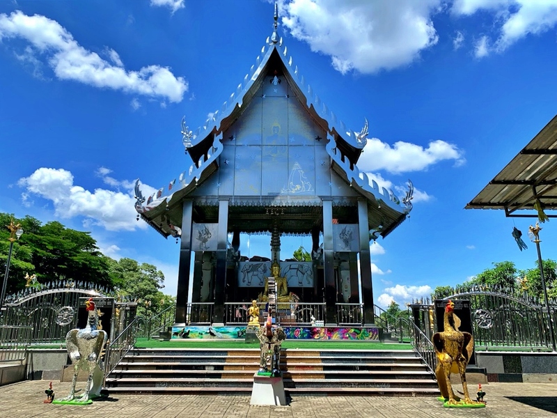 mini murrah farm, minizoo, sea walk, คุ้มวิมานดิน, ฉะเชิงเทรา, ฉะเชิงเทรา 2566, ตลาด 2 จังหวัด, ตลาดคลองสวน, ตลาดน้ำบางคล้า, ตลาดบ้านใหม่, ตลาดบ้านใหม่ 100 ปี, ตลาดบ้านใหม่ เมืองแปดริ้ว, ตลาดเก่าคลองสวน, ตลาดเก่าคลองสวน 100 ปี, ที่เที่ยวฉะเชิงเทรา, ที่เที่ยวฉะเชิงเทรา 2023, ที่เที่ยวฉะเชิงเทรา 2024, ที่เที่ยวฉะเชิงเทรา 2566, ที่เที่ยวฉะเชิงเทรา 2567, ที่เที่ยวแปดริ้ว, น้ำตกฉะเชิงเทรา, น้ำตกบ่อทราย, บ้านบางพุทรา, บ้านสวนเมล่อน, ปั้นดินเหนียวฉะเชิงเทรา, พระมหาเจดีย์สแตนเลส, พระอุโบสถแก้วกลางน้ำ, ฟาร์มนก ฉะเชิงเทรา, มินิมูร่าฟาร์ม, รังนกแลนด์ by นกแปดริ้ว, วัดกลางน้ำ, วัดปากน้ำโจ้โล้, วัดป่าเขาล้อม, วัดพระพิฆเนศองค์ใหญ่, วัดวีระโชติธรรมาราม, วัดสมานรัตนาราม, วัดหงษ์ทอง, วัดหลวงพ่อโสธร, วัดหัวสวน, วัดโพรงอากาศ, วัดโสธรวรารามวรวิหาร, สวนปาล์มฟาร์มนก, หลวงพ่อพันปีศรีตะเคียนทอง, หลวงพ่อพุทธโสธร, หลวงพ่อโสธร, องค์พระพิฆเนศปางนอนเสวยสุข, อ่างเก็บน้ำคลองสียัด, อ่างเก็บน้ำเขื่อนระบม, อ่างเก็บน้ำเขื่อนระบมทะเลน้ำจืด, อุโบสถสีทอง, อุโบสถสแตนเลส, ฮอลลีวูดบ้านนา บ้านบางพุทรา, เขื่อนคลองสียัด, เที่ยวฉะเชิงเทรา, เที่ยวฉะเชิงเทรา 2023, เที่ยวฉะเชิงเทรา 2024, เที่ยวฉะเชิงเทรา 2567, เที่ยวแปดริ้ว, แปดริ้ว, top 20+ ที่เที่ยวฉะเชิงเทรา [กรกฎาคม 2024] เที่ยววัด ชมธรรมชาติ เดินตลาด เมืองแปดริ้ว