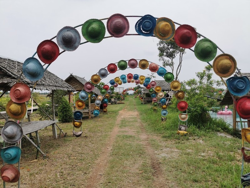 mini murrah farm, minizoo, sea walk, คุ้มวิมานดิน, ฉะเชิงเทรา, ฉะเชิงเทรา 2566, ตลาด 2 จังหวัด, ตลาดคลองสวน, ตลาดน้ำบางคล้า, ตลาดบ้านใหม่, ตลาดบ้านใหม่ 100 ปี, ตลาดบ้านใหม่ เมืองแปดริ้ว, ตลาดเก่าคลองสวน, ตลาดเก่าคลองสวน 100 ปี, ที่เที่ยวฉะเชิงเทรา, ที่เที่ยวฉะเชิงเทรา 2023, ที่เที่ยวฉะเชิงเทรา 2024, ที่เที่ยวฉะเชิงเทรา 2566, ที่เที่ยวฉะเชิงเทรา 2567, ที่เที่ยวแปดริ้ว, น้ำตกฉะเชิงเทรา, น้ำตกบ่อทราย, บ้านบางพุทรา, บ้านสวนเมล่อน, ปั้นดินเหนียวฉะเชิงเทรา, พระมหาเจดีย์สแตนเลส, พระอุโบสถแก้วกลางน้ำ, ฟาร์มนก ฉะเชิงเทรา, มินิมูร่าฟาร์ม, รังนกแลนด์ by นกแปดริ้ว, วัดกลางน้ำ, วัดปากน้ำโจ้โล้, วัดป่าเขาล้อม, วัดพระพิฆเนศองค์ใหญ่, วัดวีระโชติธรรมาราม, วัดสมานรัตนาราม, วัดหงษ์ทอง, วัดหลวงพ่อโสธร, วัดหัวสวน, วัดโพรงอากาศ, วัดโสธรวรารามวรวิหาร, สวนปาล์มฟาร์มนก, หลวงพ่อพันปีศรีตะเคียนทอง, หลวงพ่อพุทธโสธร, หลวงพ่อโสธร, องค์พระพิฆเนศปางนอนเสวยสุข, อ่างเก็บน้ำคลองสียัด, อ่างเก็บน้ำเขื่อนระบม, อ่างเก็บน้ำเขื่อนระบมทะเลน้ำจืด, อุโบสถสีทอง, อุโบสถสแตนเลส, ฮอลลีวูดบ้านนา บ้านบางพุทรา, เขื่อนคลองสียัด, เที่ยวฉะเชิงเทรา, เที่ยวฉะเชิงเทรา 2023, เที่ยวฉะเชิงเทรา 2024, เที่ยวฉะเชิงเทรา 2567, เที่ยวแปดริ้ว, แปดริ้ว, top 20+ ที่เที่ยวฉะเชิงเทรา [กรกฎาคม 2024] เที่ยววัด ชมธรรมชาติ เดินตลาด เมืองแปดริ้ว