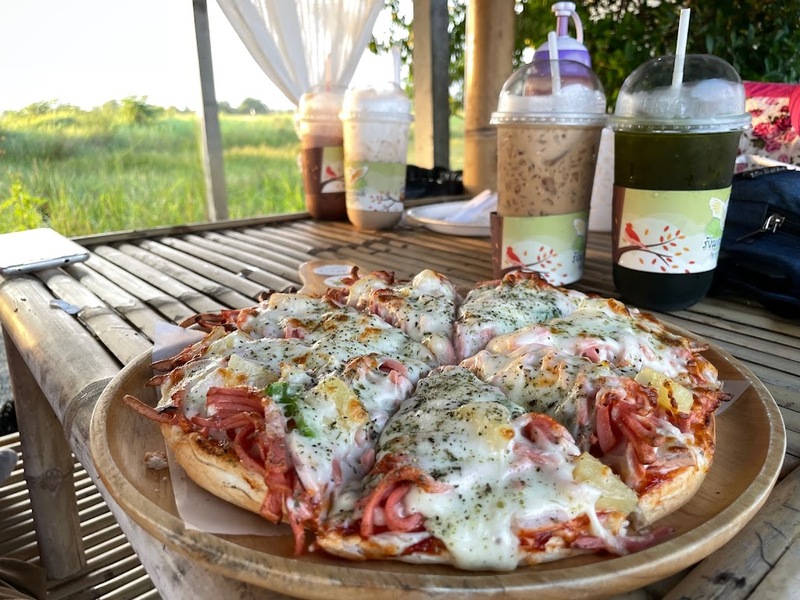 mini murrah farm, minizoo, sea walk, คุ้มวิมานดิน, ฉะเชิงเทรา, ฉะเชิงเทรา 2566, ตลาด 2 จังหวัด, ตลาดคลองสวน, ตลาดน้ำบางคล้า, ตลาดบ้านใหม่, ตลาดบ้านใหม่ 100 ปี, ตลาดบ้านใหม่ เมืองแปดริ้ว, ตลาดเก่าคลองสวน, ตลาดเก่าคลองสวน 100 ปี, ที่เที่ยวฉะเชิงเทรา, ที่เที่ยวฉะเชิงเทรา 2023, ที่เที่ยวฉะเชิงเทรา 2024, ที่เที่ยวฉะเชิงเทรา 2566, ที่เที่ยวฉะเชิงเทรา 2567, ที่เที่ยวแปดริ้ว, น้ำตกฉะเชิงเทรา, น้ำตกบ่อทราย, บ้านบางพุทรา, บ้านสวนเมล่อน, ปั้นดินเหนียวฉะเชิงเทรา, พระมหาเจดีย์สแตนเลส, พระอุโบสถแก้วกลางน้ำ, ฟาร์มนก ฉะเชิงเทรา, มินิมูร่าฟาร์ม, รังนกแลนด์ by นกแปดริ้ว, วัดกลางน้ำ, วัดปากน้ำโจ้โล้, วัดป่าเขาล้อม, วัดพระพิฆเนศองค์ใหญ่, วัดวีระโชติธรรมาราม, วัดสมานรัตนาราม, วัดหงษ์ทอง, วัดหลวงพ่อโสธร, วัดหัวสวน, วัดโพรงอากาศ, วัดโสธรวรารามวรวิหาร, สวนปาล์มฟาร์มนก, หลวงพ่อพันปีศรีตะเคียนทอง, หลวงพ่อพุทธโสธร, หลวงพ่อโสธร, องค์พระพิฆเนศปางนอนเสวยสุข, อ่างเก็บน้ำคลองสียัด, อ่างเก็บน้ำเขื่อนระบม, อ่างเก็บน้ำเขื่อนระบมทะเลน้ำจืด, อุโบสถสีทอง, อุโบสถสแตนเลส, ฮอลลีวูดบ้านนา บ้านบางพุทรา, เขื่อนคลองสียัด, เที่ยวฉะเชิงเทรา, เที่ยวฉะเชิงเทรา 2023, เที่ยวฉะเชิงเทรา 2024, เที่ยวฉะเชิงเทรา 2567, เที่ยวแปดริ้ว, แปดริ้ว, top 20+ ที่เที่ยวฉะเชิงเทรา [กรกฎาคม 2024] เที่ยววัด ชมธรรมชาติ เดินตลาด เมืองแปดริ้ว