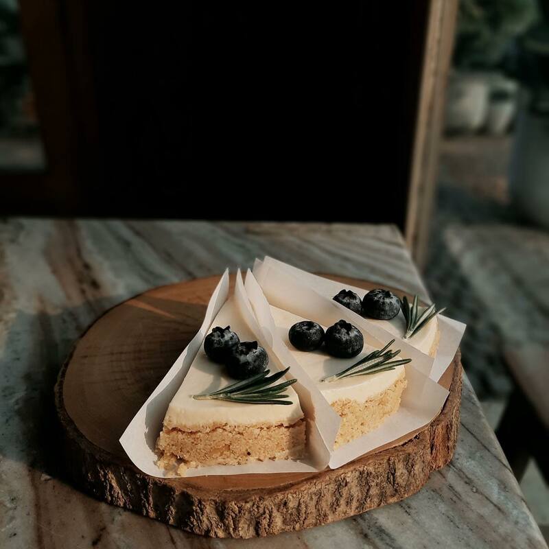 คาเฟ่สระบุรี คาเฟ่น่านั่ง บรรยากาศดี กาแฟอร่อย พิกัดเด็ดที่สาย cafe hopper ต้องแวะ!