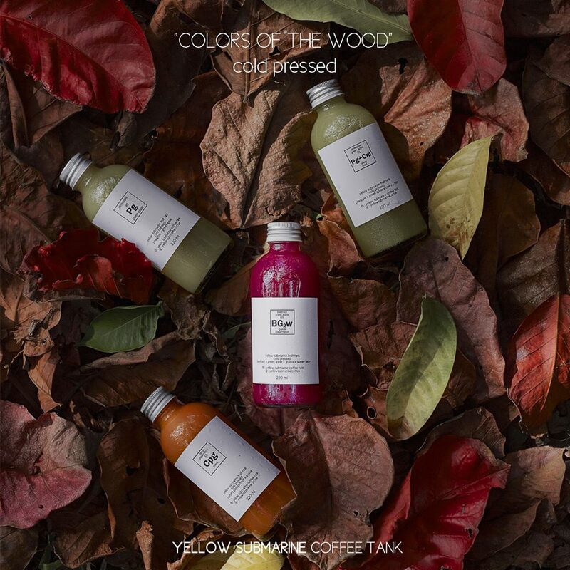 top 6+ ร้านคาเฟ่โทนสีดำสุดคูล พร้อมมุมน่านั่ง น่าถ่ายรูป อีกแหล่งเช็คอินใหม่ที่ไม่ควรพลาด!!!, Sheep in the City, The Black Forest, 29nov.coffee by Saiparn, IM Cafe', Yellow Submarine Coffee Tank, Kurious Cafe