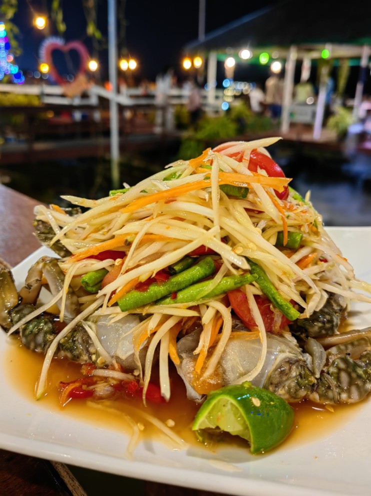 top 8+ ร้านอาหารสมุทรสาคร 2567 บุฟเฟ่ต์อาหารทะเล อาหารทะเลสดๆ แน่นๆ ราคาถูก