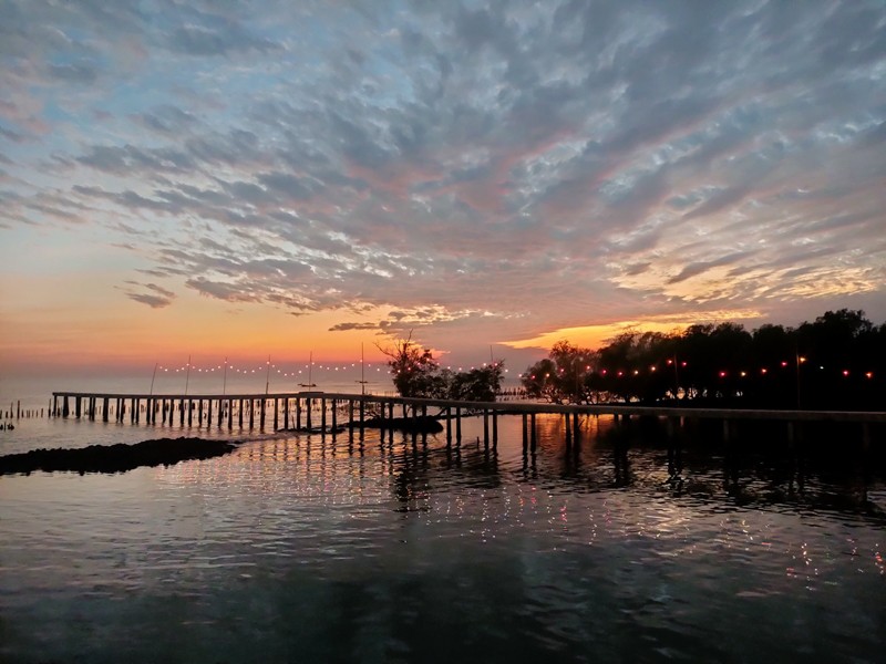 top 8+ ร้านอาหารสมุทรสาคร 2567 บุฟเฟ่ต์อาหารทะเล อาหารทะเลสดๆ แน่นๆ ราคาถูก