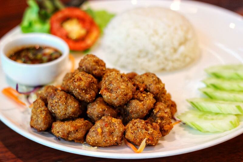 top 19+ คาเฟ่สามพราน บรรยากาศชิลๆ น่าถ่ายรูป @นครปฐม