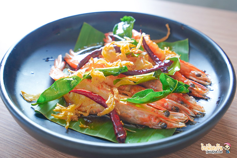 ร้านอาหารชลบุรี, ชริม by kamolchanok, ร้านอาหารพนัสนิคม, คาเฟ่พนัสนิคม, shirm by kamonchanok, ชริม by kamolchanok คาเฟ่อาหารไทยสุดเก๋ โทนน้ำตาล