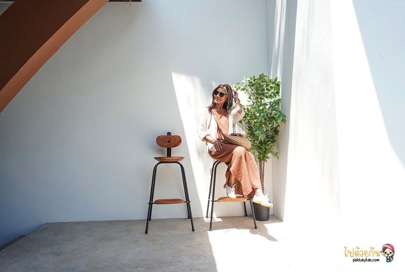 ร้านอาหารชลบุรี, ชริม by kamolchanok, ร้านอาหารพนัสนิคม, คาเฟ่พนัสนิคม, shirm by kamonchanok, ชริม by kamolchanok คาเฟ่อาหารไทยสุดเก๋ โทนน้ำตาล