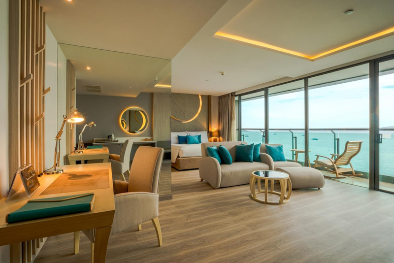 พัทยา, top 18+ ที่พักพัทยามีสวนน้ำ 2567 เปิดใหม่ ราคาถูก kid club สำหรับครอบครัว ติดทะเล