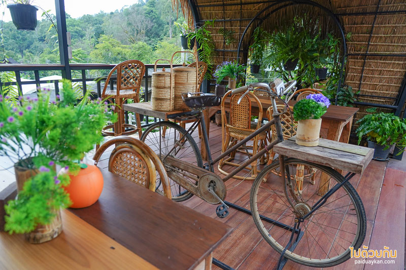 แฟ-เมี่ยงคาเฟ่  บ้านปางไฮ คาเฟ่สุดชิค วิวสุดแจ่ม อาหารสุดเลิศ