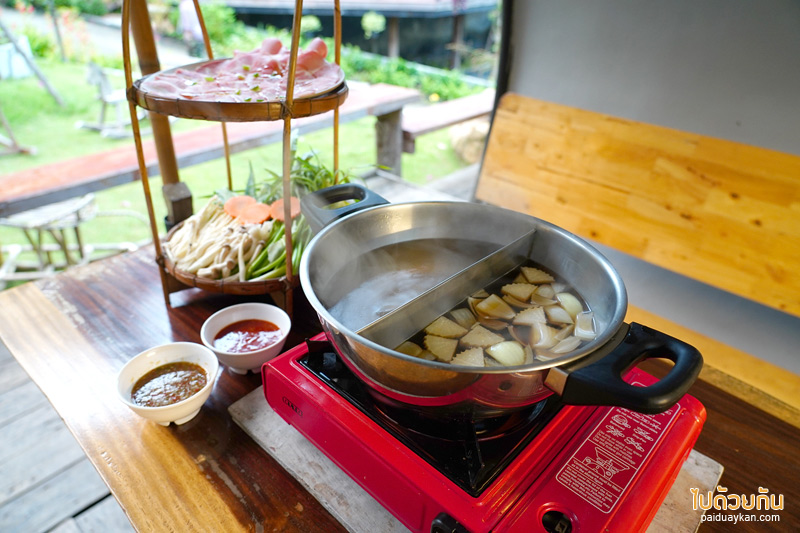 แฟ-เมี่ยงคาเฟ่  บ้านปางไฮ คาเฟ่สุดชิค วิวสุดแจ่ม อาหารสุดเลิศ