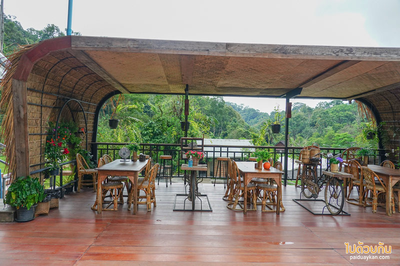 แฟ-เมี่ยงคาเฟ่  บ้านปางไฮ คาเฟ่สุดชิค วิวสุดแจ่ม อาหารสุดเลิศ