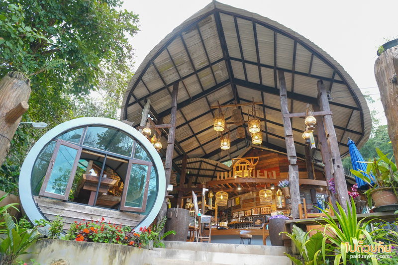 แฟ-เมี่ยงคาเฟ่  บ้านปางไฮ คาเฟ่สุดชิค วิวสุดแจ่ม อาหารสุดเลิศ