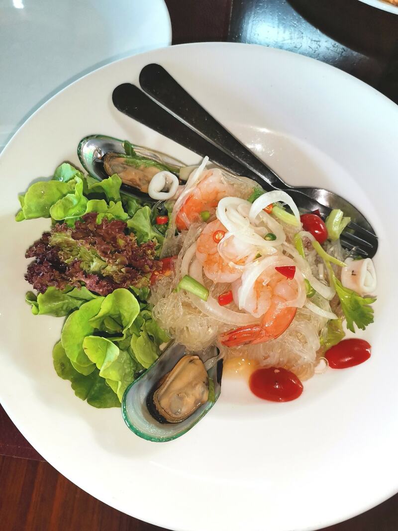 รวม 7 ร้านอาหารอุดมสุข ร้านเด็ดอร่อยห้ามพลาด เมื่อไปเยือน "ย่านอุดมสุข"