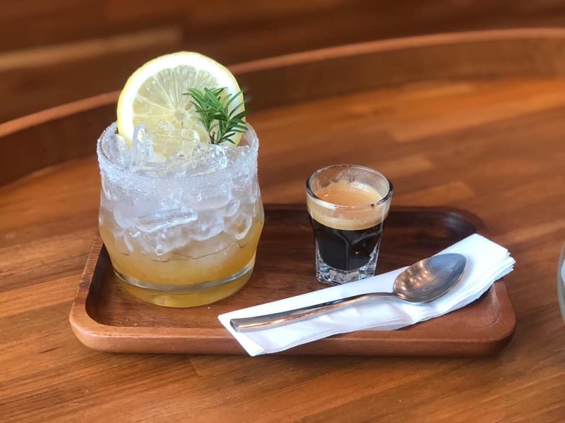 รวม 7 ร้านอาหารอุดมสุข ร้านเด็ดอร่อยห้ามพลาด เมื่อไปเยือน "ย่านอุดมสุข"