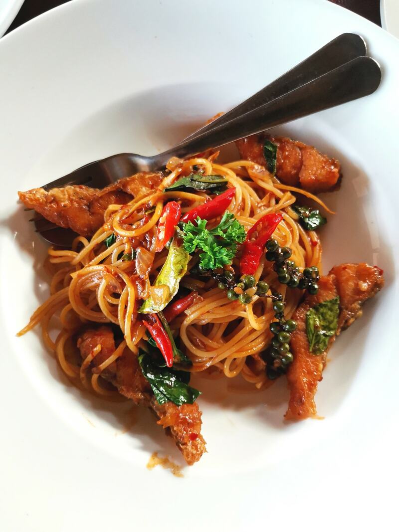 รวม 7 ร้านอาหารอุดมสุข ร้านเด็ดอร่อยห้ามพลาด เมื่อไปเยือน "ย่านอุดมสุข"