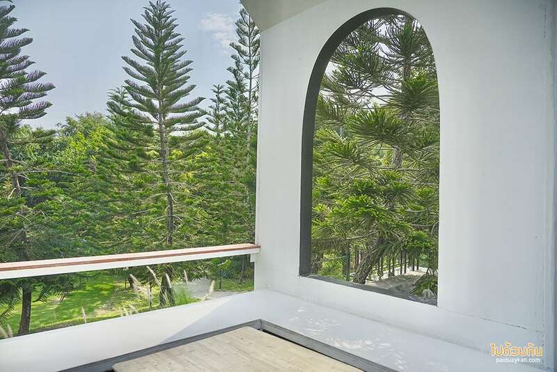 ม่อนแจ่ม, คาเฟ่ม่อนแจ่ม, fleur cafe คาเฟ่แม่ริม ในสวนสไตล์ยุโรป ดอกกุหลาบสวยมาก