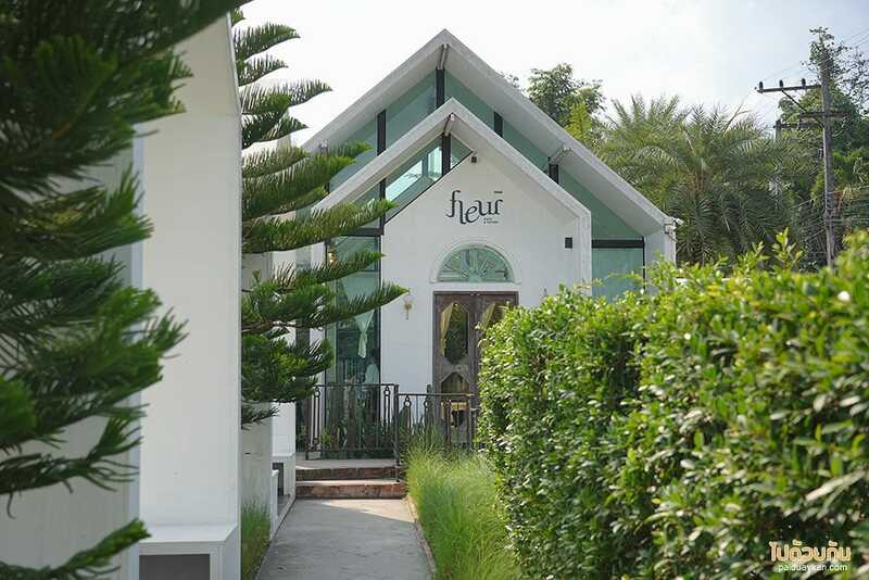 ม่อนแจ่ม, คาเฟ่ม่อนแจ่ม, fleur cafe คาเฟ่แม่ริม ในสวนสไตล์ยุโรป ดอกกุหลาบสวยมาก