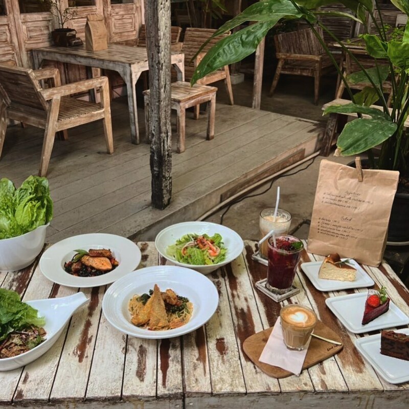 รวม 17 คาเฟ่ (cafe) น่านั่ง บรรยากาศสุดชิลแบบ slow life แถม free wifi บรรยากาศดีน่าถ่ายรูป!