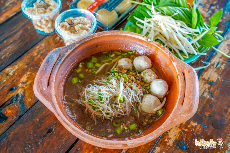 ก๋วยเตี๋ยวเรือบัวนา, ก๋วยเตี๋ยวเรือบัวนา คลอง 7, ก๋วยเตี๋ยวเรือลำลูกกา, ก๋วยเตี๋ยวเรือบัวนา คลอง 7 ทานก๋วยเตี๋ยวกลางนาบัว