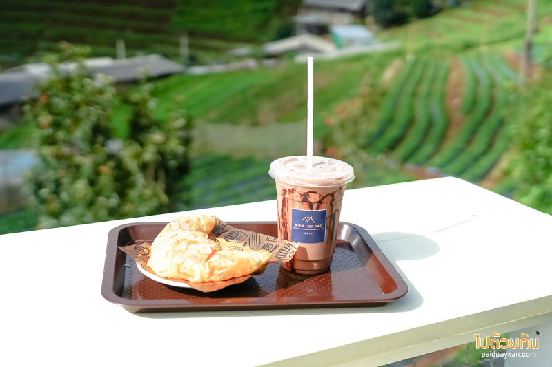 ม่อนแจ่ม, คาเฟ่ม่อนแจ่ม, ม่อนอิงดาว คาเฟ่, ม่อนอิงดาว ม่อนแจ่ม คาเฟ่สีขาวมินิมอล วิวภูเขาสุดอลังการ