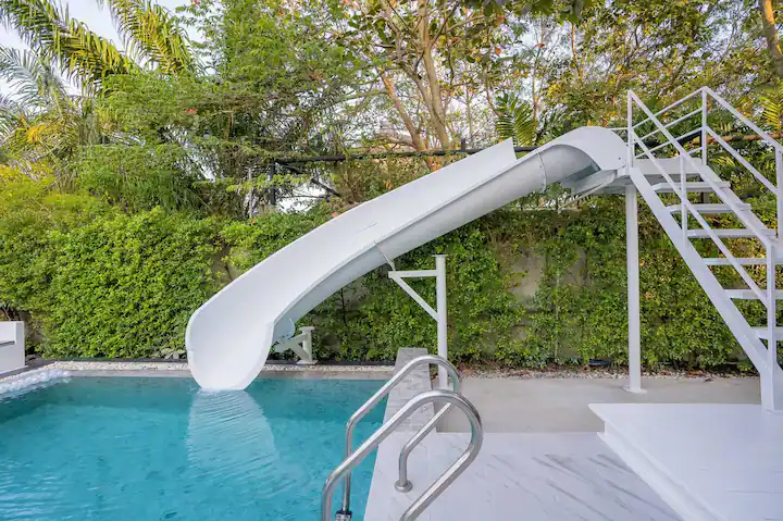 snap stay pool villa pattaya พักผ่อนที่พัทยา รองรับได้ 10 คน